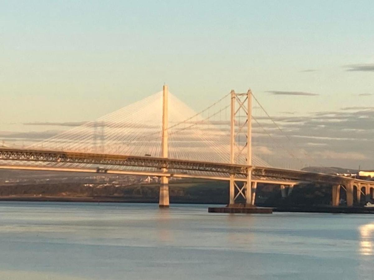 Forth Reflections Self Catering South Queensferry Eksteriør bilde